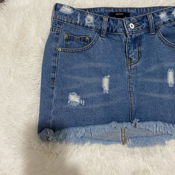 Forever 21 Ripped Demin Skirt Jean Size S - Picture 2 of 9